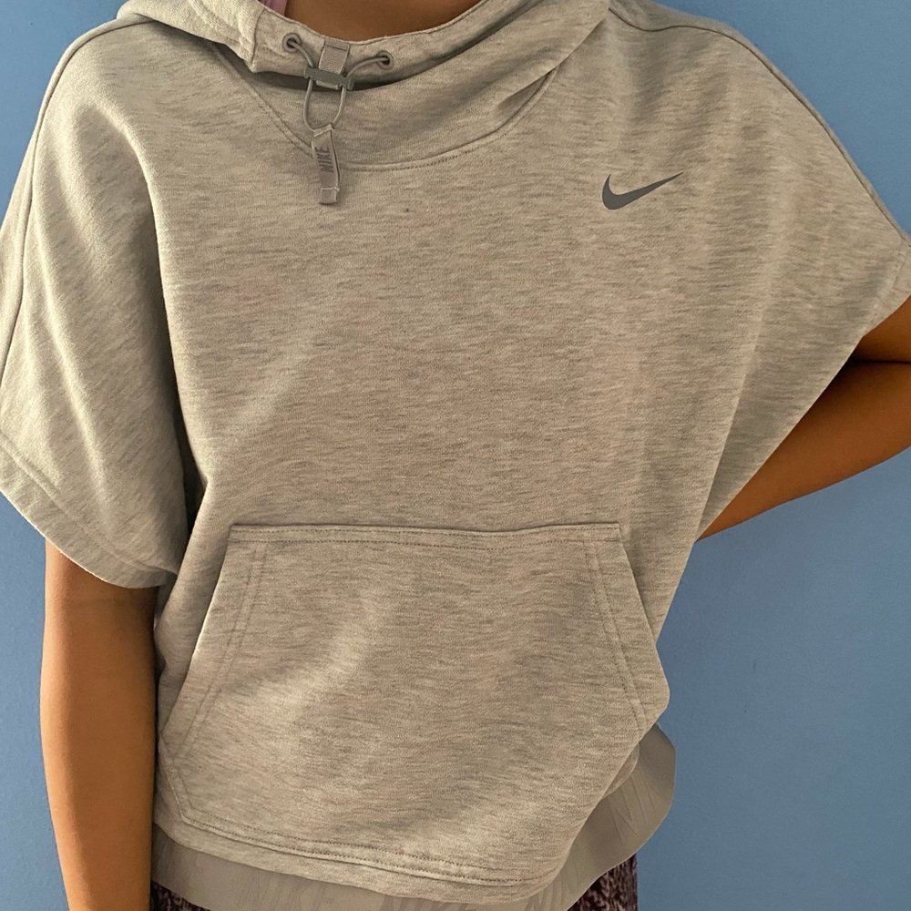 Nike shirt sleeve hoodie poncho